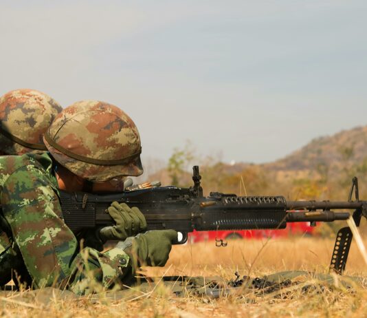 Hrvaška znova uvaja obvezno služenje vojaškega roka za mladino